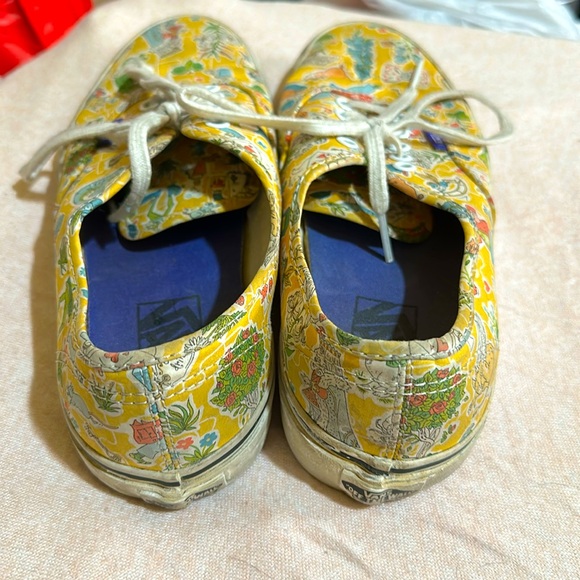 VANS Alice in Wonderland sneakers sz 9 - Picture 4 of 8
